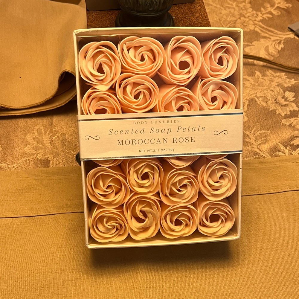Scented Soap Petals - Moroccan Rose